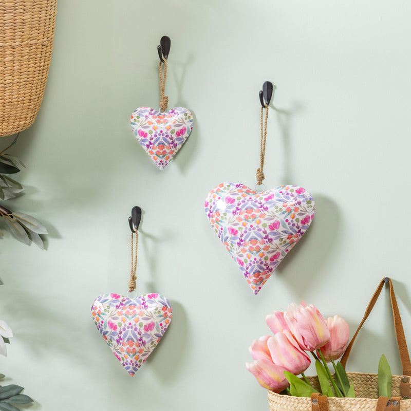 Petal Paradise Heart Shaped Metal Hanging Decor Set