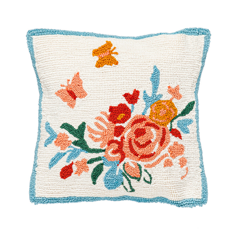 Indoor/Outdoor Hooked Pillow  18"x18" Butterfly Meadow,4p4991