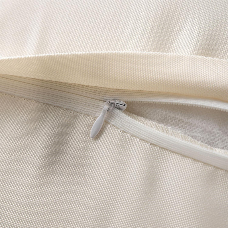 Indoor/Outdoor Plaid Hooked Polypropylene Throw Pillow 18"x18"