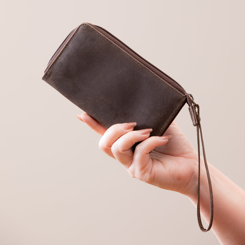 Milwaukee Brewers Wristlet Wallet Brown