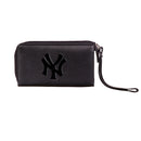 New York Yankees Wristlet Wallet Black