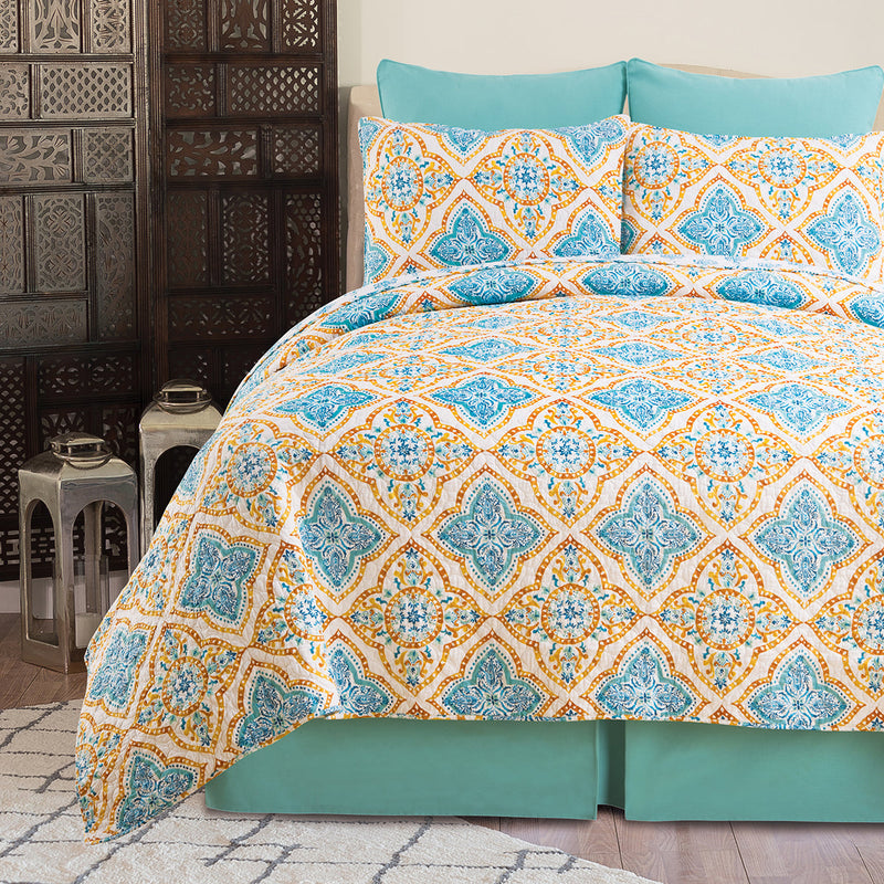 Terrace Medallion King Quilt Set
