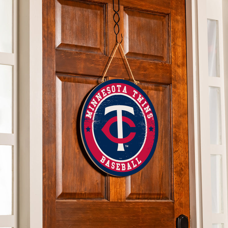 Minnesota Twins Round Door Decor with Hanging Rope, 18x18