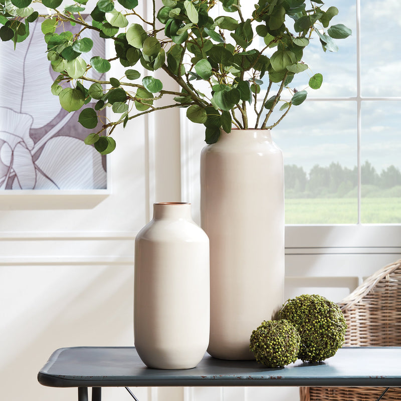 NAPA Home & Garden, Lucela Bottle Vase