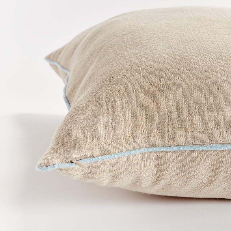 ELIAS PILLOW
