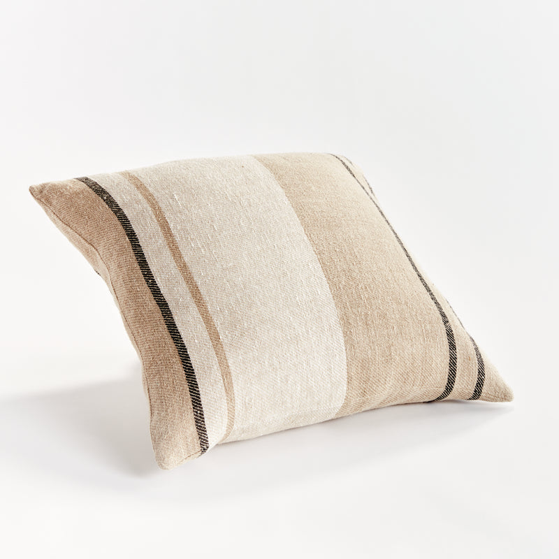 FINN PILLOW SERIES