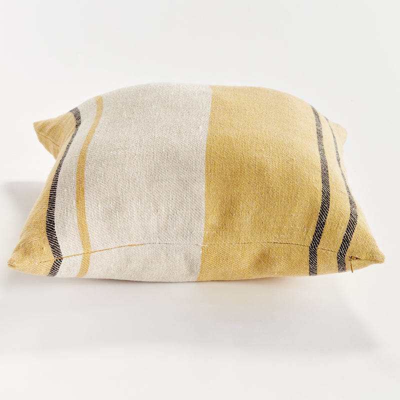 FINN PILLOW SERIES