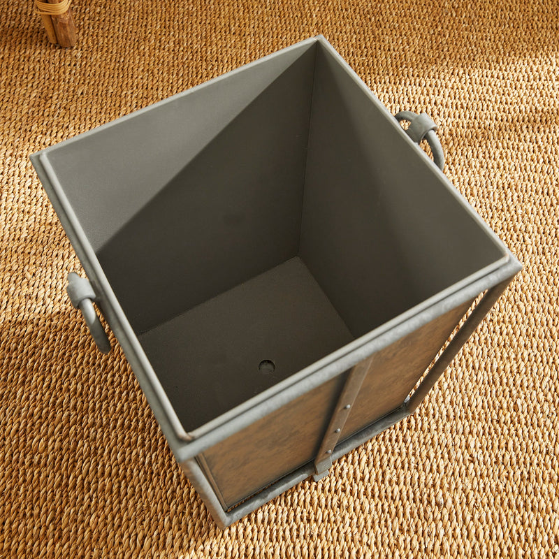 NAPA Home & Garden, CALLAHAN PLANTER COLLECTION