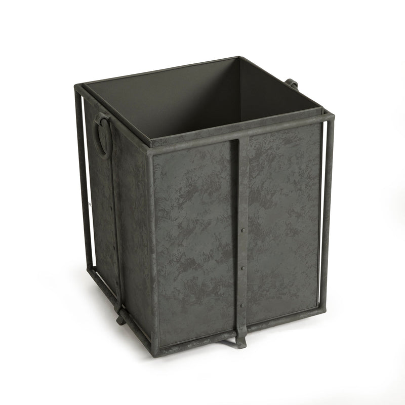 NAPA Home & Garden, CALLAHAN PLANTER COLLECTION