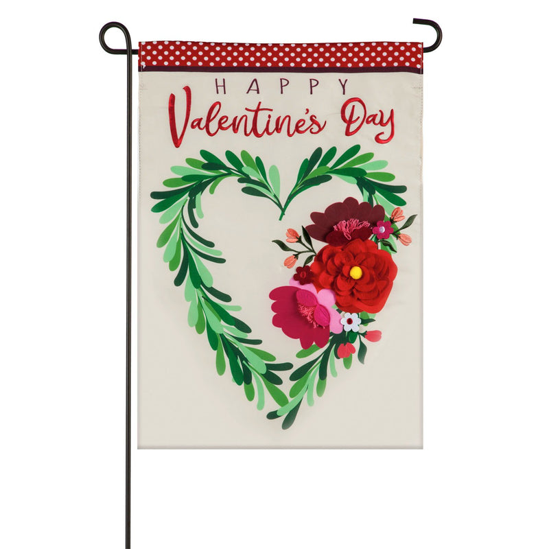 Evergreen Flag,Valentine's Floral Heart Wreath Garden Applique Flag,12.5x0.2x18 Inches