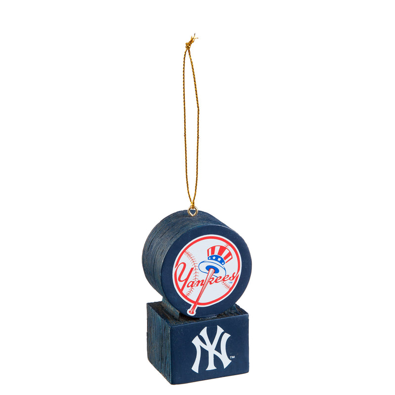 Evergreen MLB New York Yankees Tiki Design, Team Colors, One Size