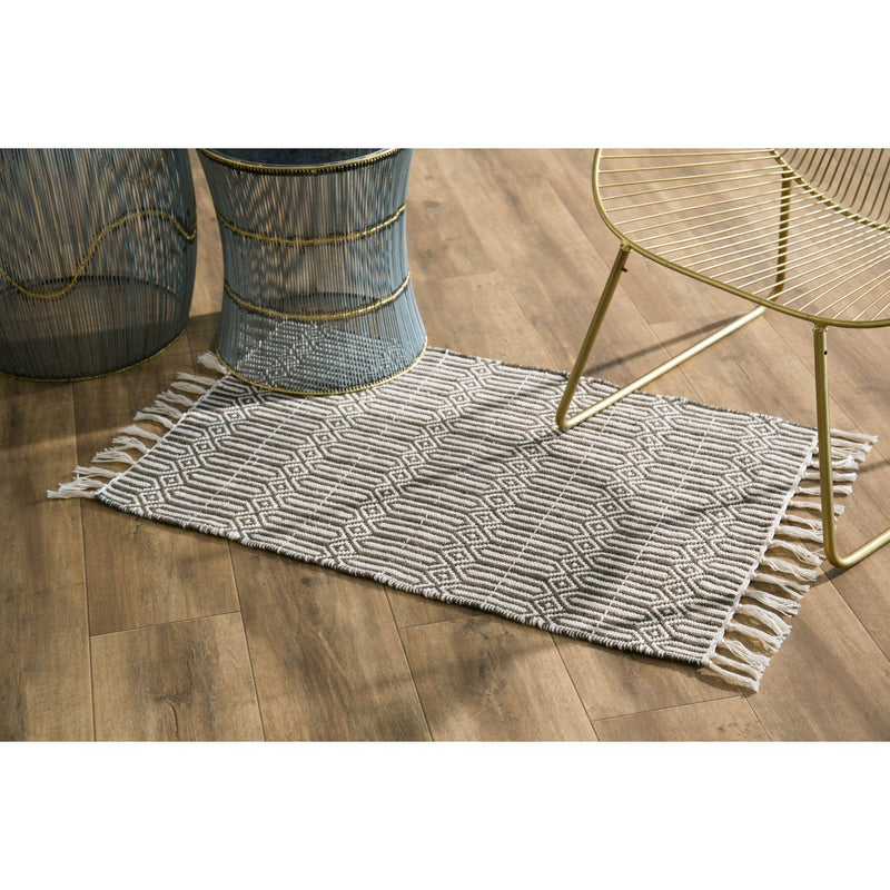 Black and White Indoor/Outdoor Scatter Rug, 2'x3', 24'' x 0.1'' x 36'' inches