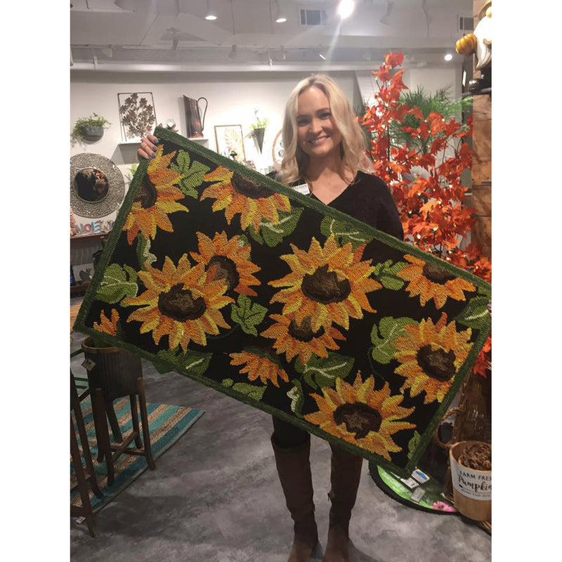 Indoor/Outdoor  Hooked  Rug,  Sunflowers 42"x24",42"x24"x0.5"inches