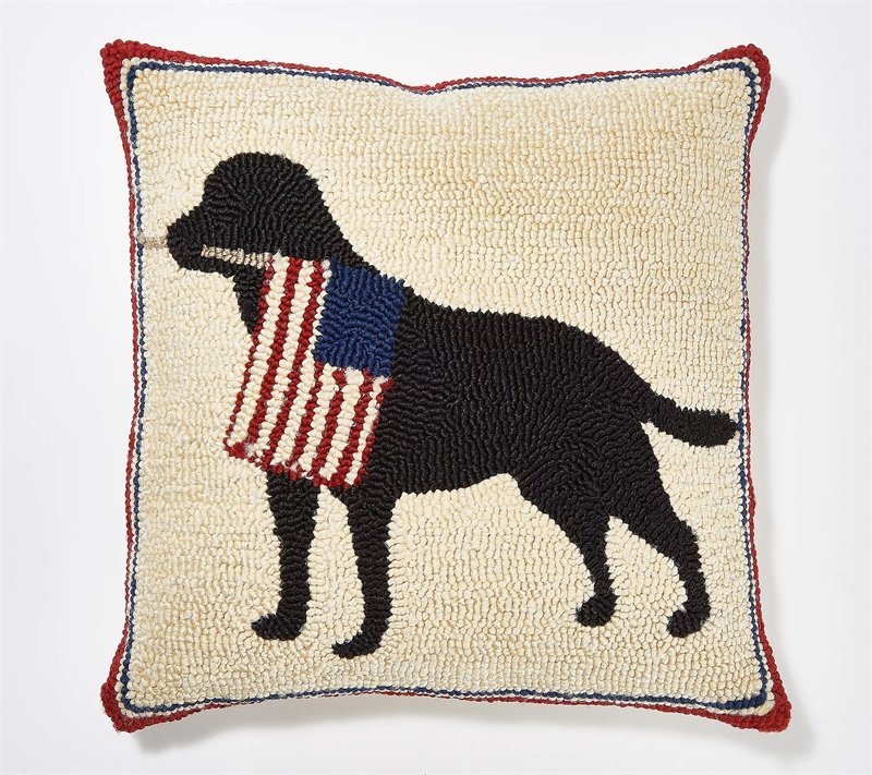 18" Patriotic Pooch Pillow,q53s3n